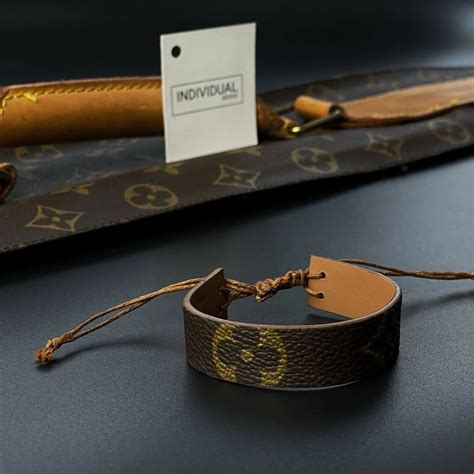 braccialetto louis vuitton a cubetti con pietre colorate|≡ Bracciale LOUIS VUITTON da Donna .